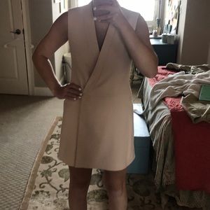 BCBGMAXAZRIA VEST DRESS